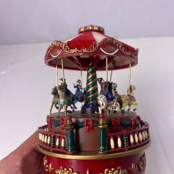 Mr. Christmas Mini 5" Musical Animated Carousel Plays Jingle Bells - Picture 8 of 12